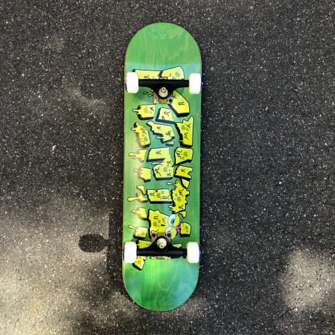 Скейтборд в сборе Mental SB Green 8.25 Скейтборд в сборе Mental SB Green 8.25